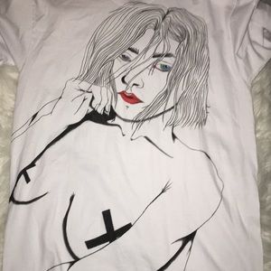 Custom hand draw shirt